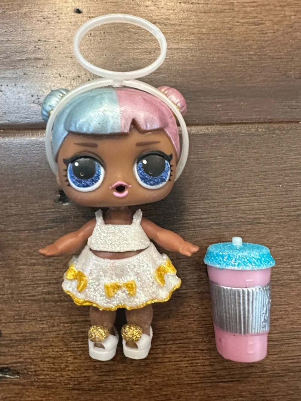 EUC LOL Surprise Doll with Glitter Outfit and Pink/Blue Hair